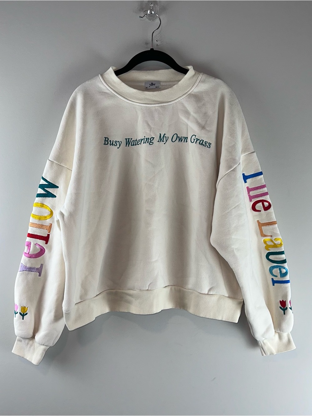 Yllw the label Busy Watering My Own Grass Embroidered Sweatshirt in Cream Size M